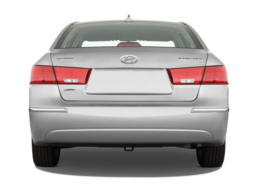  Hyundai Sonata 2008 года  (US) (фото 12 из 16)